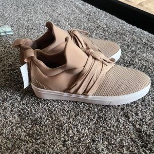 Steve Madden sneakers